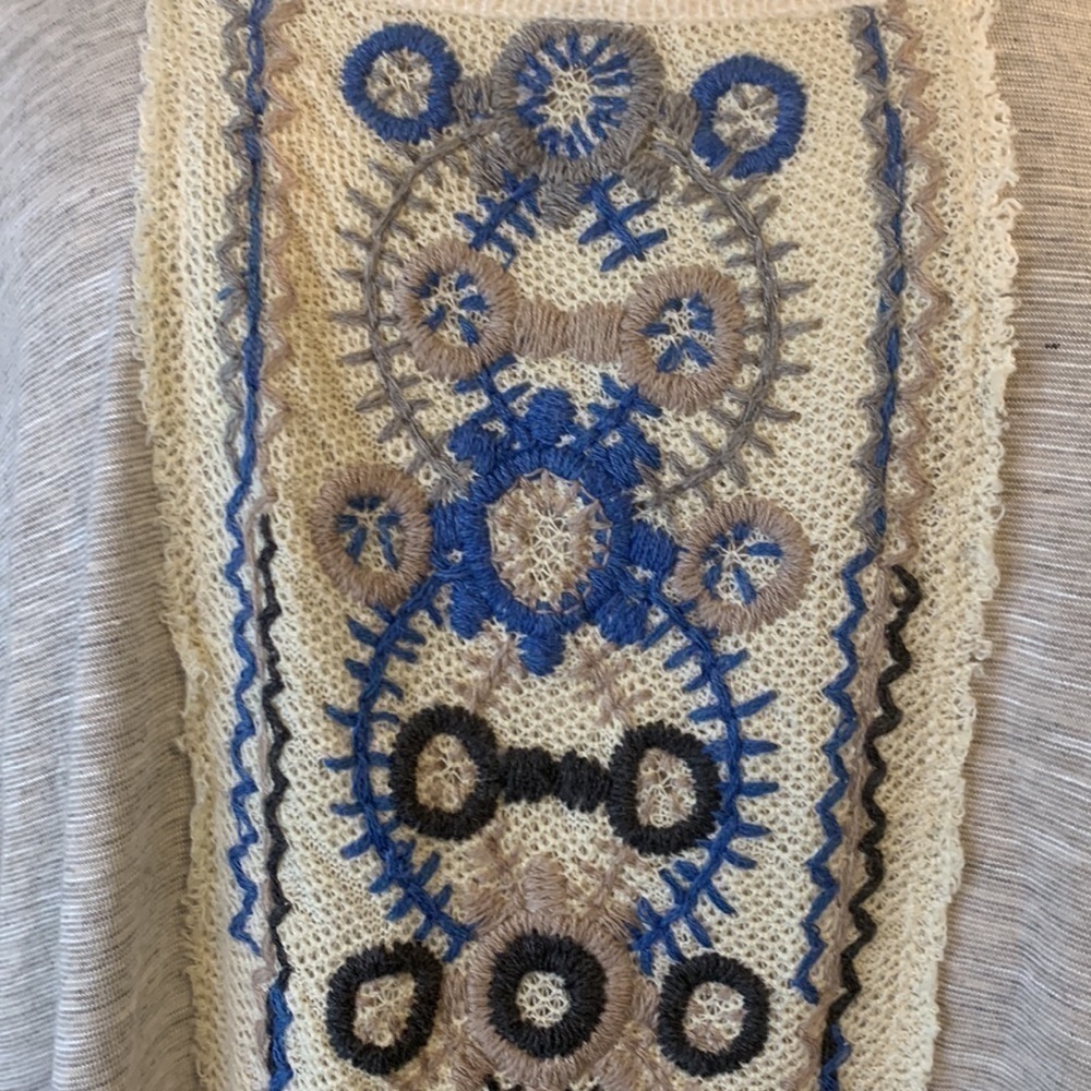 Free People sz M embroidered and crochet top - Picture 2 of 8